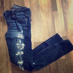 American Eagle super stretch distressed jeggings